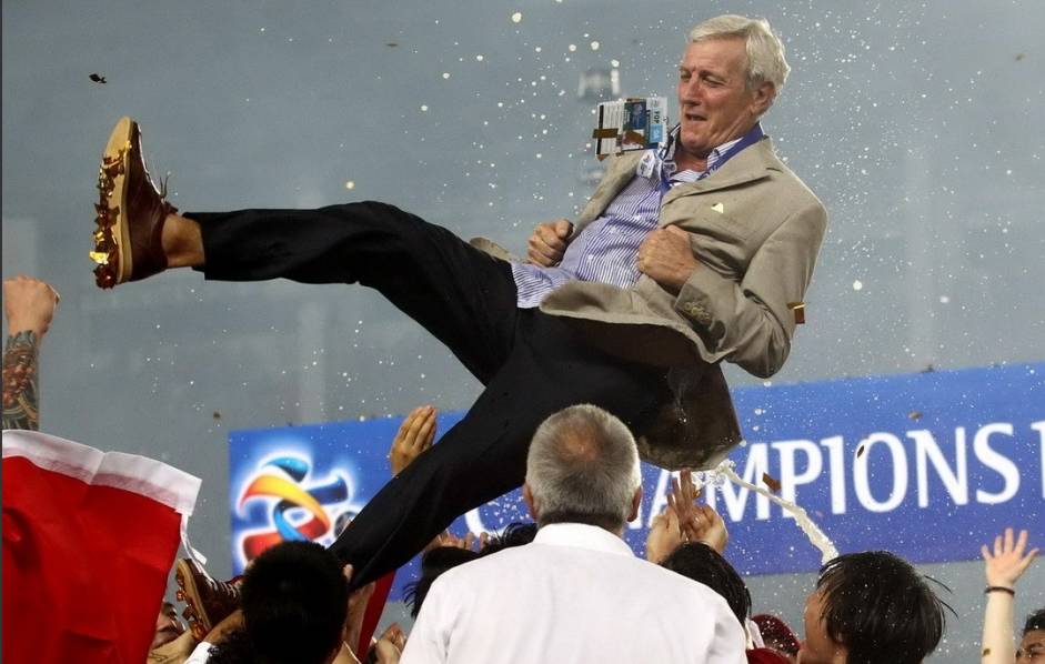 包含卡佩罗指导下的苏宁再获胜，冲击中超冠军的词条